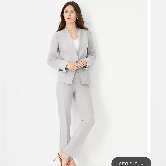 16P Ann Taylor light gray suit jacket lightly worn in excellent condition - Picture 3 of 7